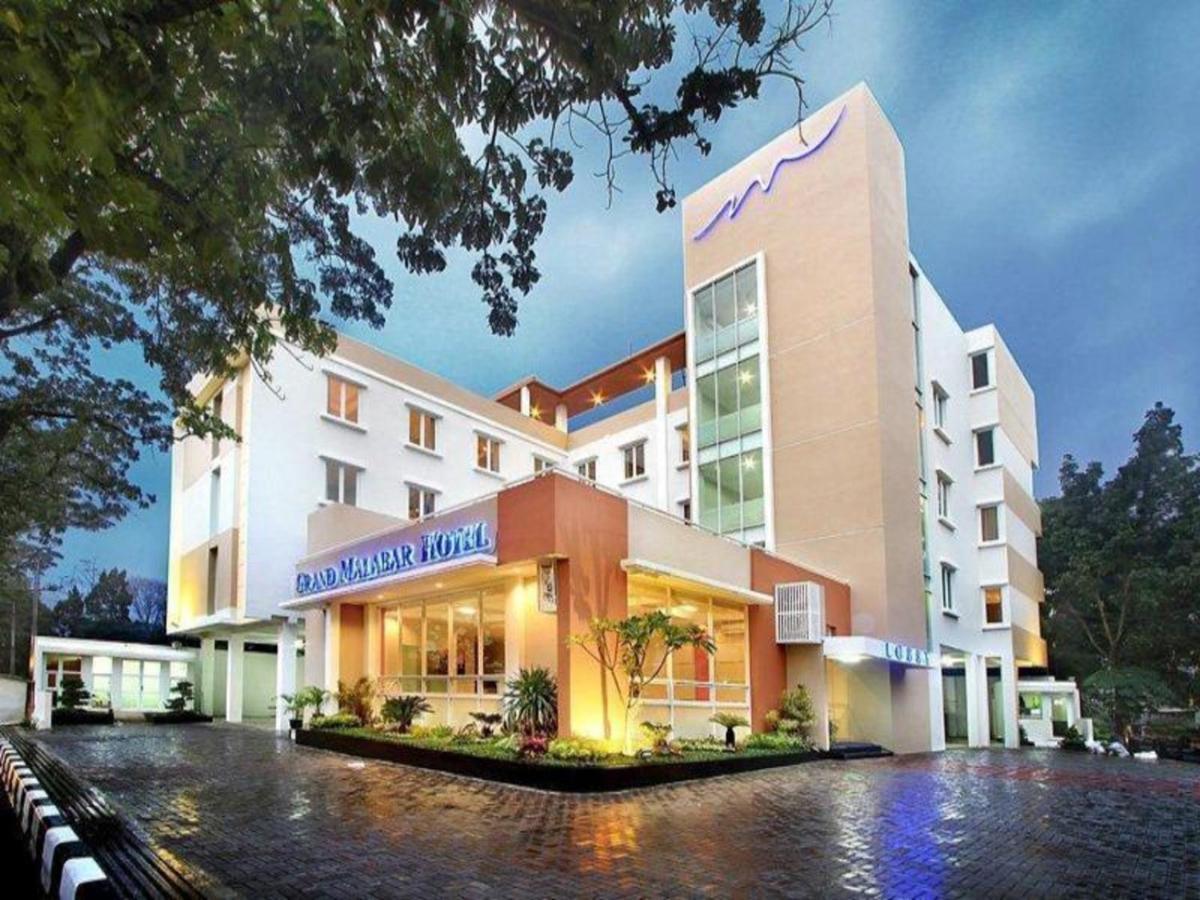 Urbanview Hotel Grand Malabar Bandung Esterno foto