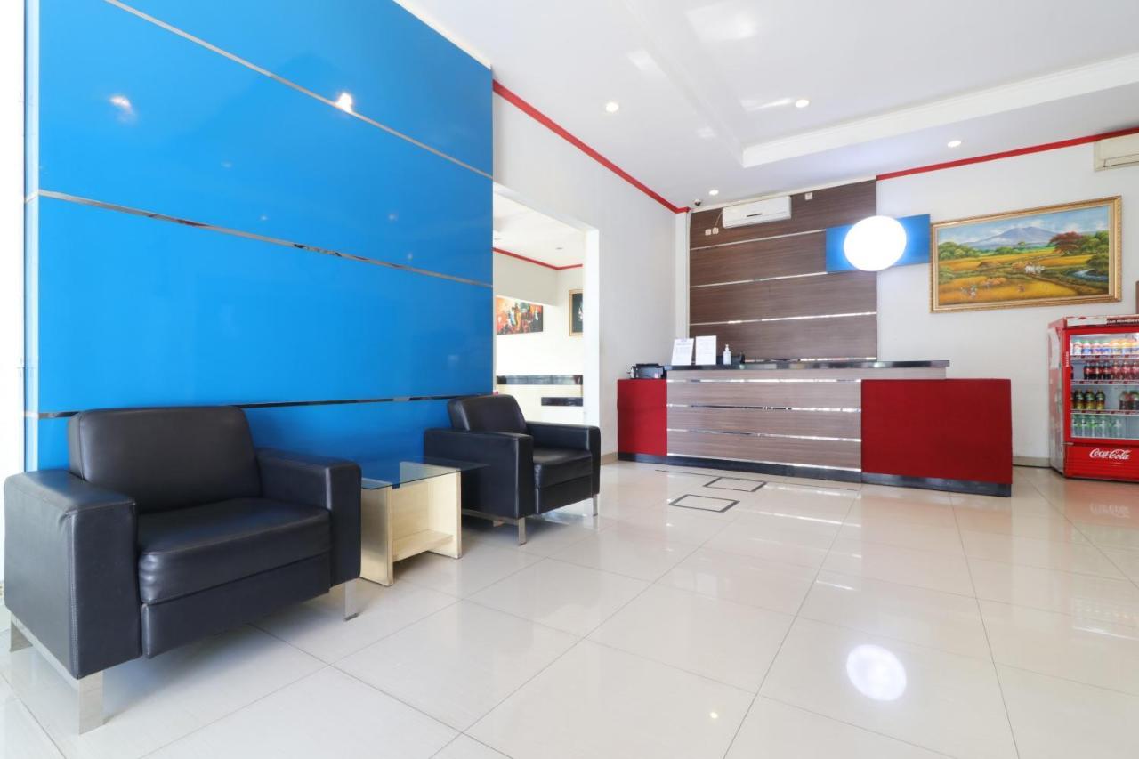 Urbanview Hotel Grand Malabar Bandung Esterno foto
