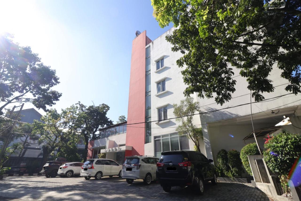 Urbanview Hotel Grand Malabar Bandung Esterno foto