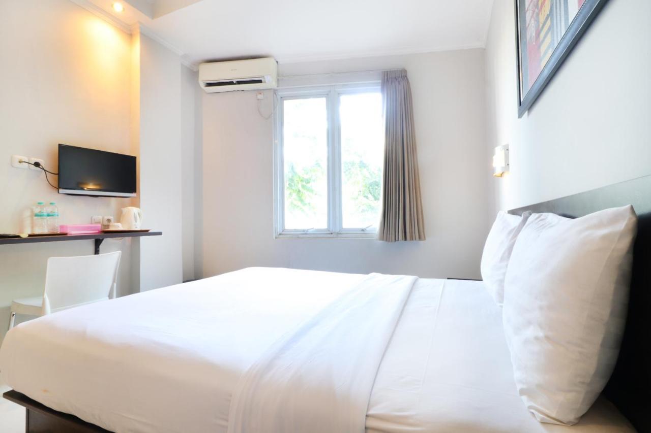Urbanview Hotel Grand Malabar Bandung Esterno foto