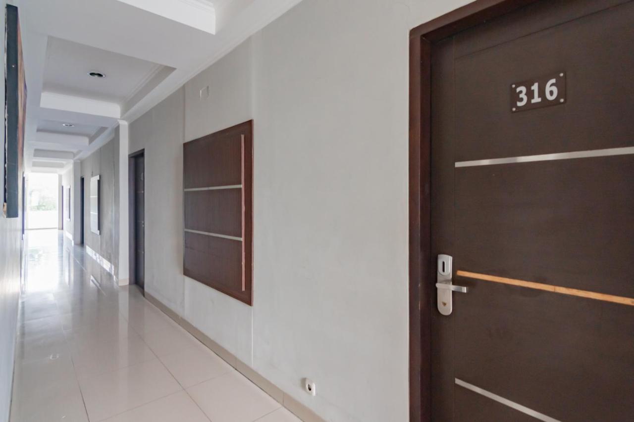 Urbanview Hotel Grand Malabar Bandung Esterno foto