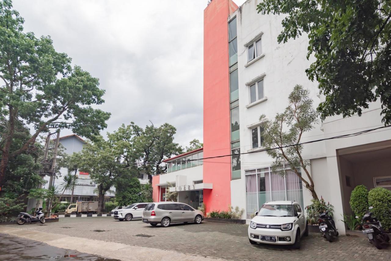 Urbanview Hotel Grand Malabar Bandung Esterno foto